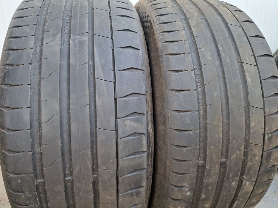 Anvelope 265/40R22 marca Continental, DOT 2022