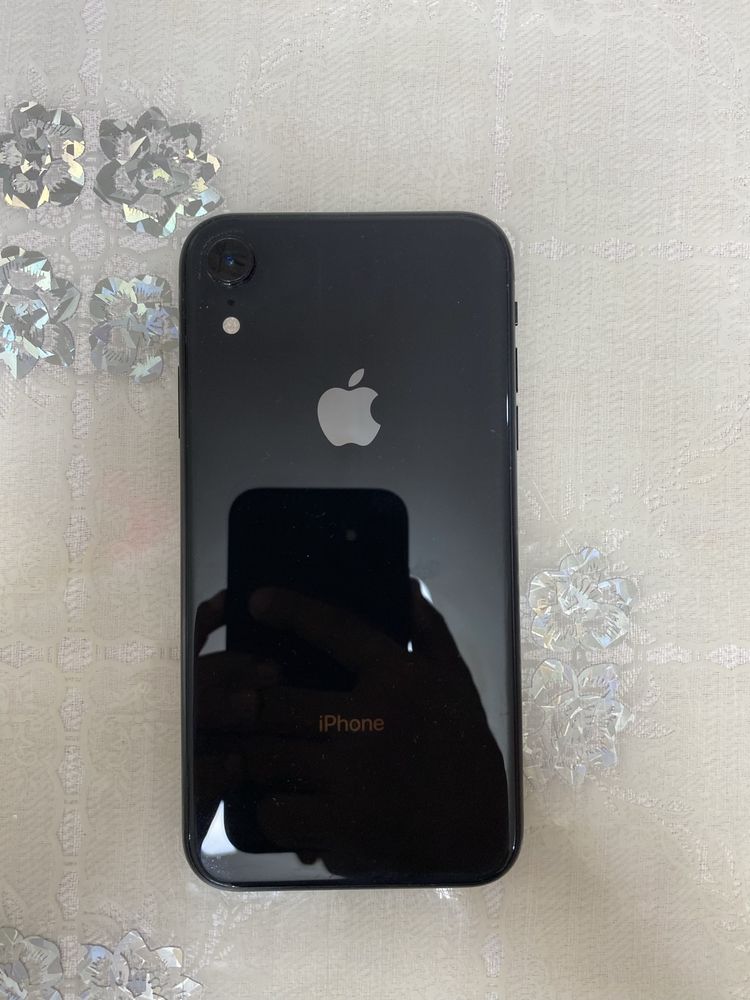 Iphone Xr в хорошем состояний