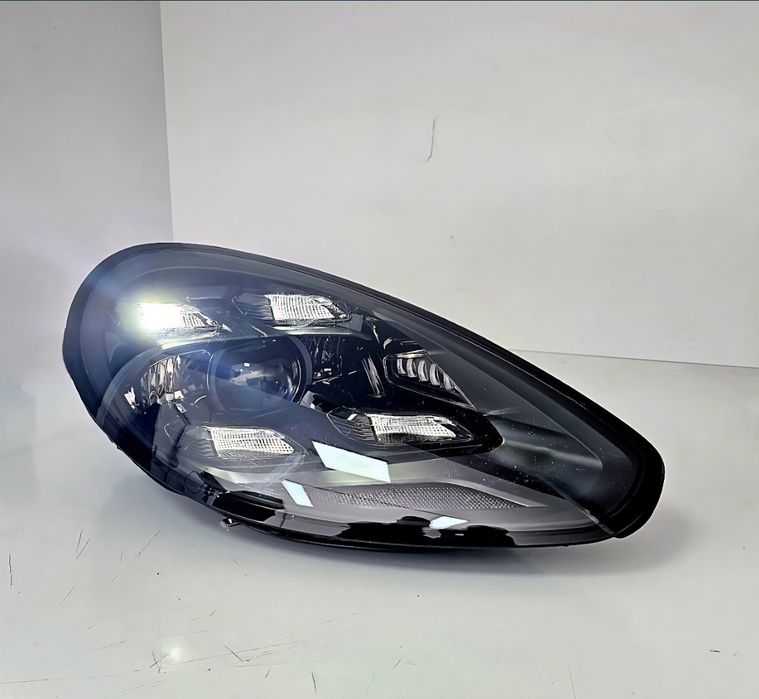 Faruri Full LED Porsche Panamera compatibile 2014-2016 look 2023