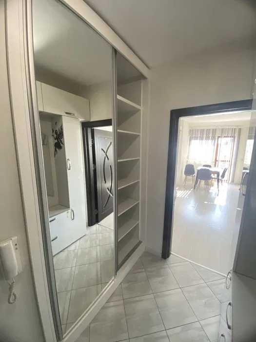 Дава се под наем Двустаен апартамент в София, Кръстова вада - 70 кв.м за 612 € - Снимка #5