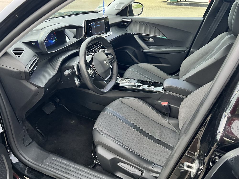 Peugeot 2008 Allure/automat/leduri