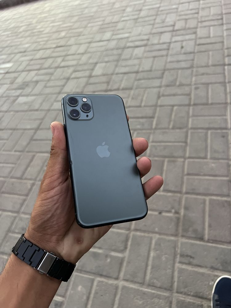 Iphone 11 pro karobkasi bor xotira 256 usiline qilingan fes yuq tru bo