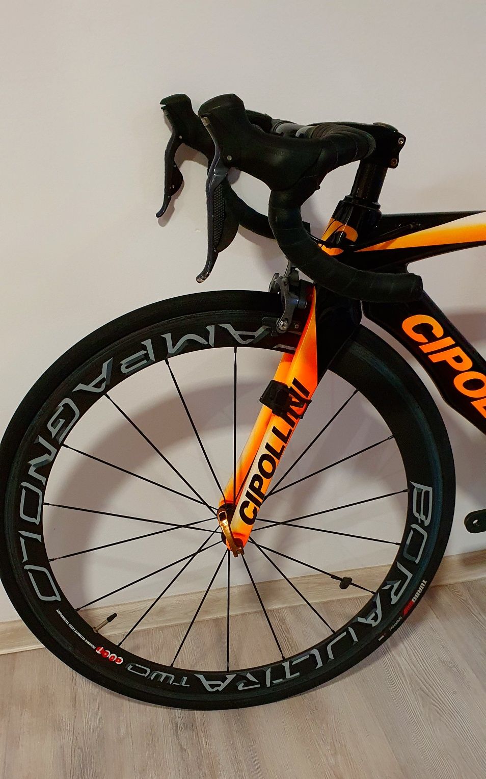 Cipollini cursiera full Carbon Handmade Ultegra DI2 campagnolo bora