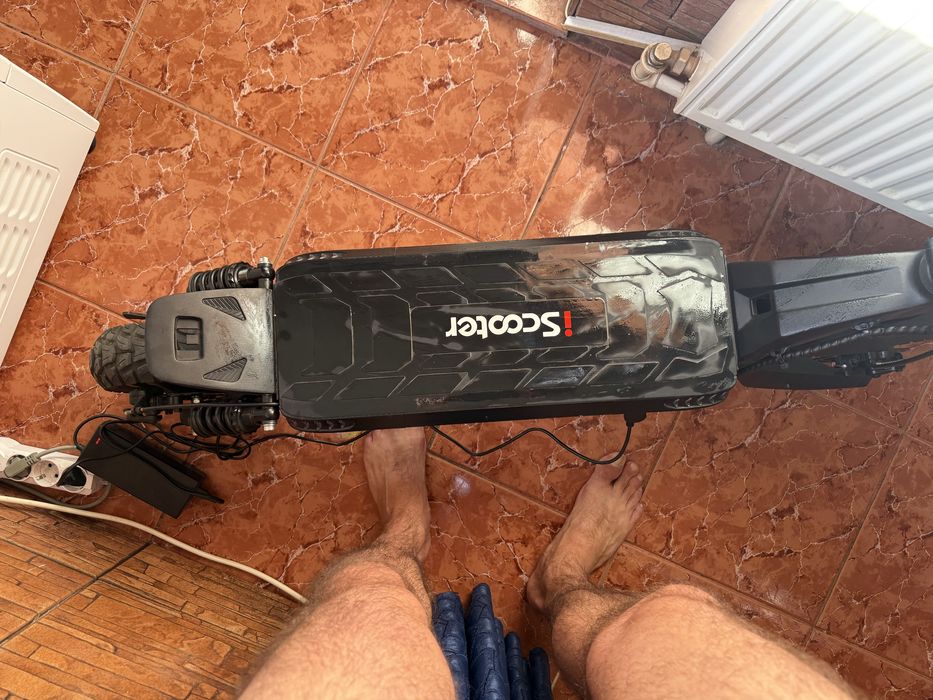 Trotineta aproape noua