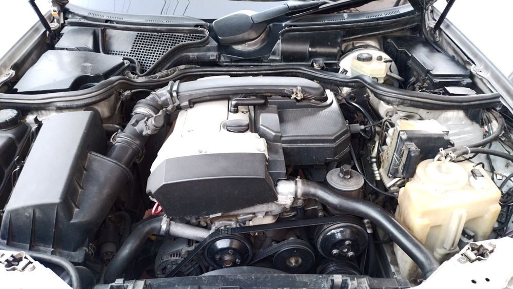 Mercedes benz w210