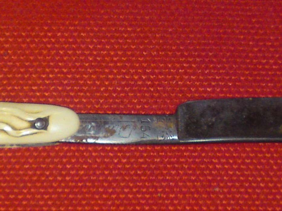 Продавам брьснач Солинген много стар