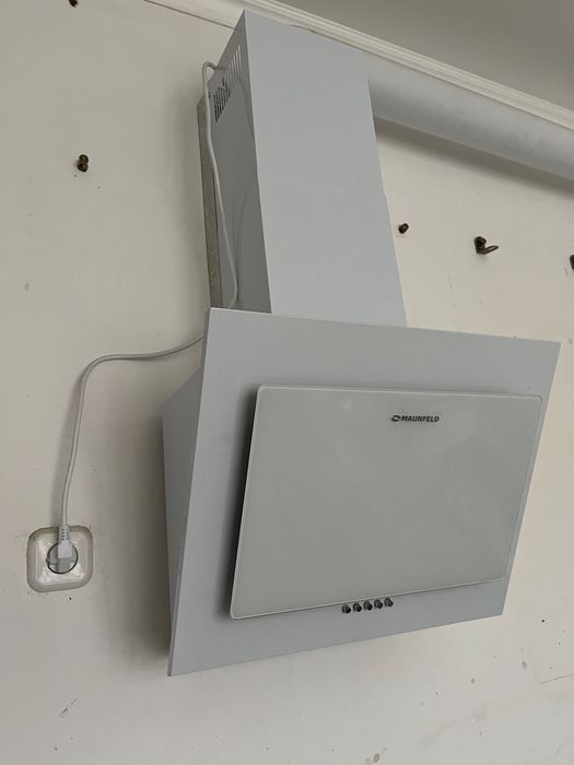 Плодам  вытяжку на кухню