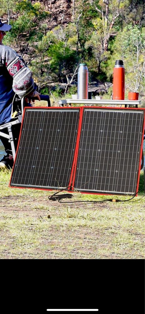 Vand panou fotovoltaic pliabil