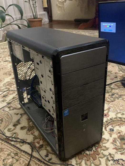 Компьютер хороший староват но поддержан не придавался нагрузке