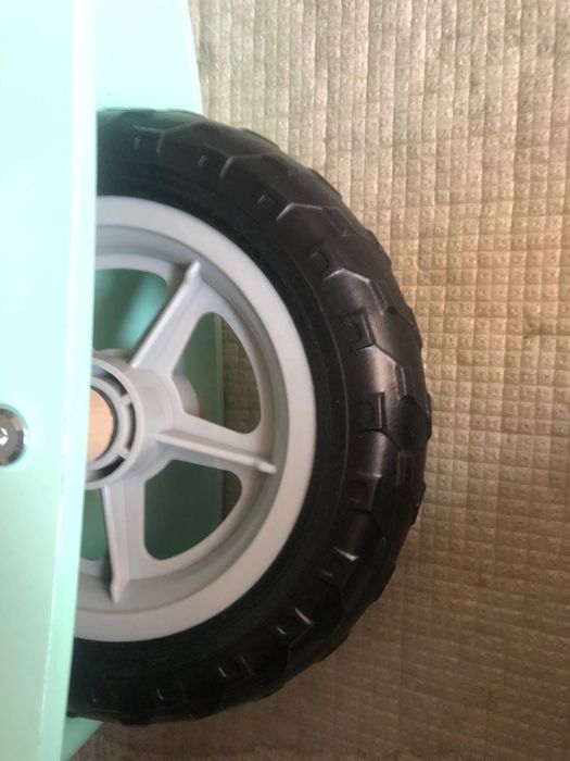 Дървено баланс колело