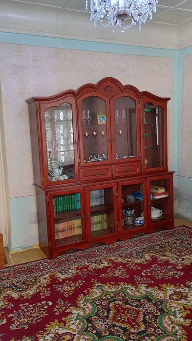 Горка для гостийной