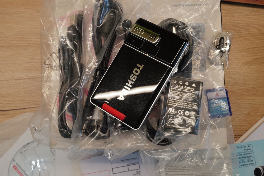 Camera Video Toshiba Camileo S10 full HD Nou USB cutie cu accesorii