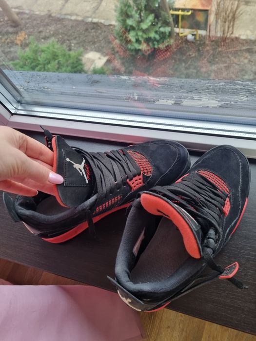 Adidasi Air Jordan