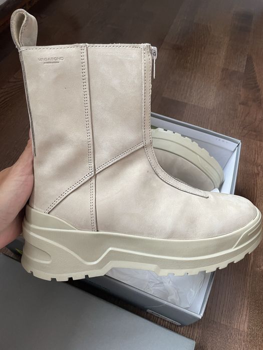 Vagabond бнови боти