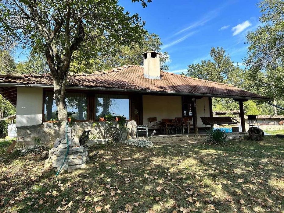 Къща за гост Гнездото на Соколите в гр Елена с. Велковци