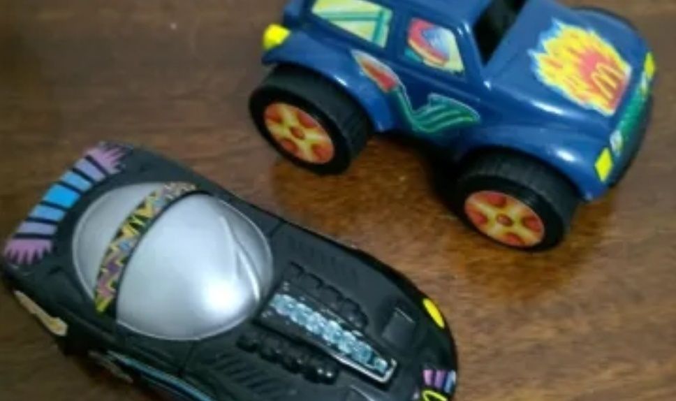 Стари детски играчки.