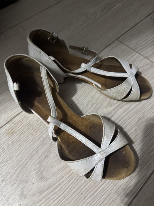 Туфли для танцев