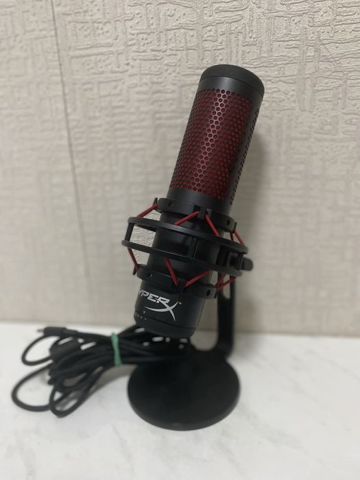 Продам  Микрофон HyperX Quadcast