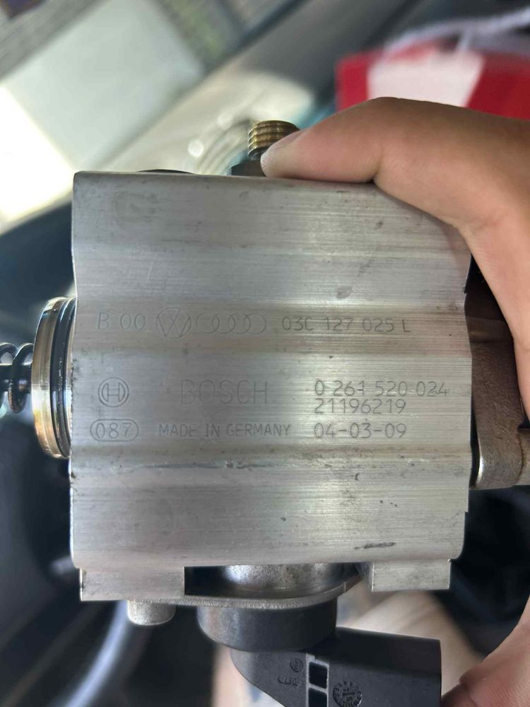 Pompa inalta presiune WW Golf 5 1.6 FSI
