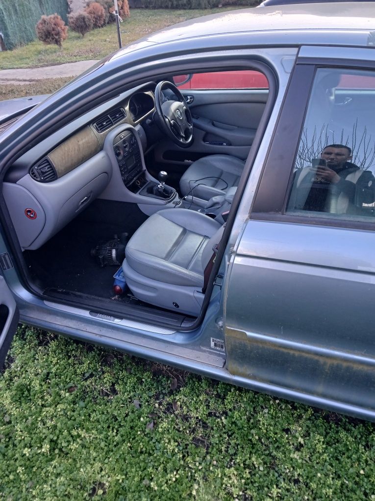 Jaguar  X-type 2.0D