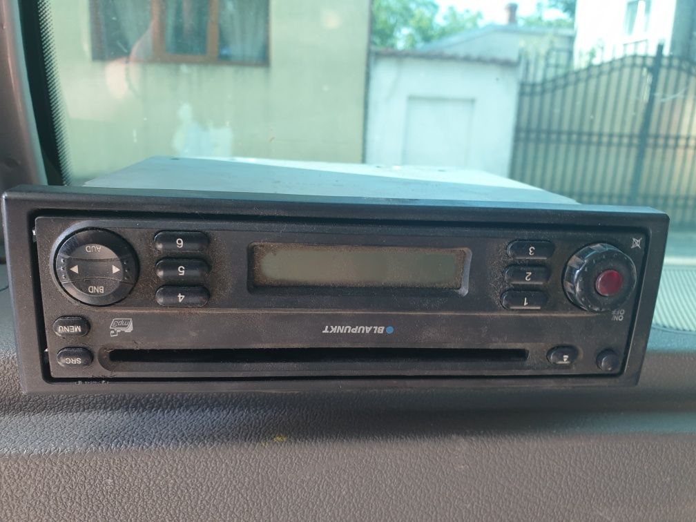 Casetofon iveco radio cd iveco