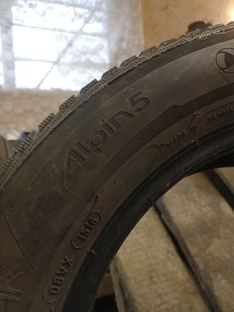 Michelin Alpin 5 зимни.   205/60/16