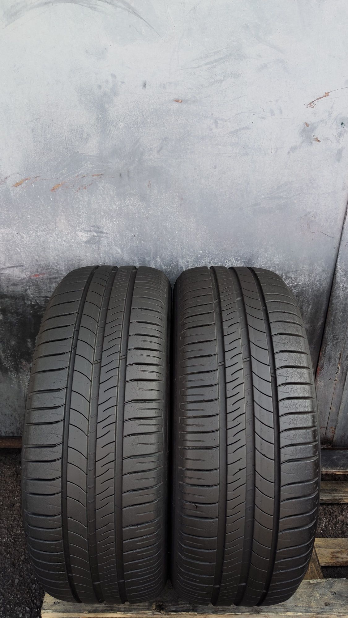 2бр. летни гуми 205/55/16 Michelin Energy Saver  
dot21
6.99 mm
Добро