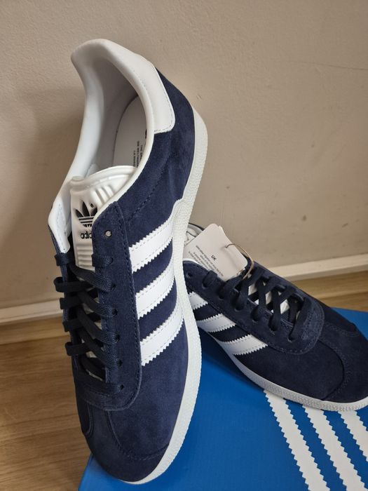 Adidas Gazelle чисто нови, 41 1/3