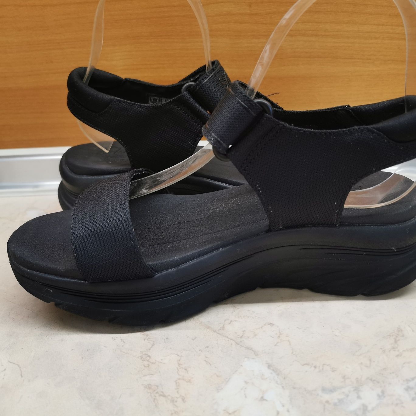 Skechers Relaxed Fit D'Lux Walker сандали 39