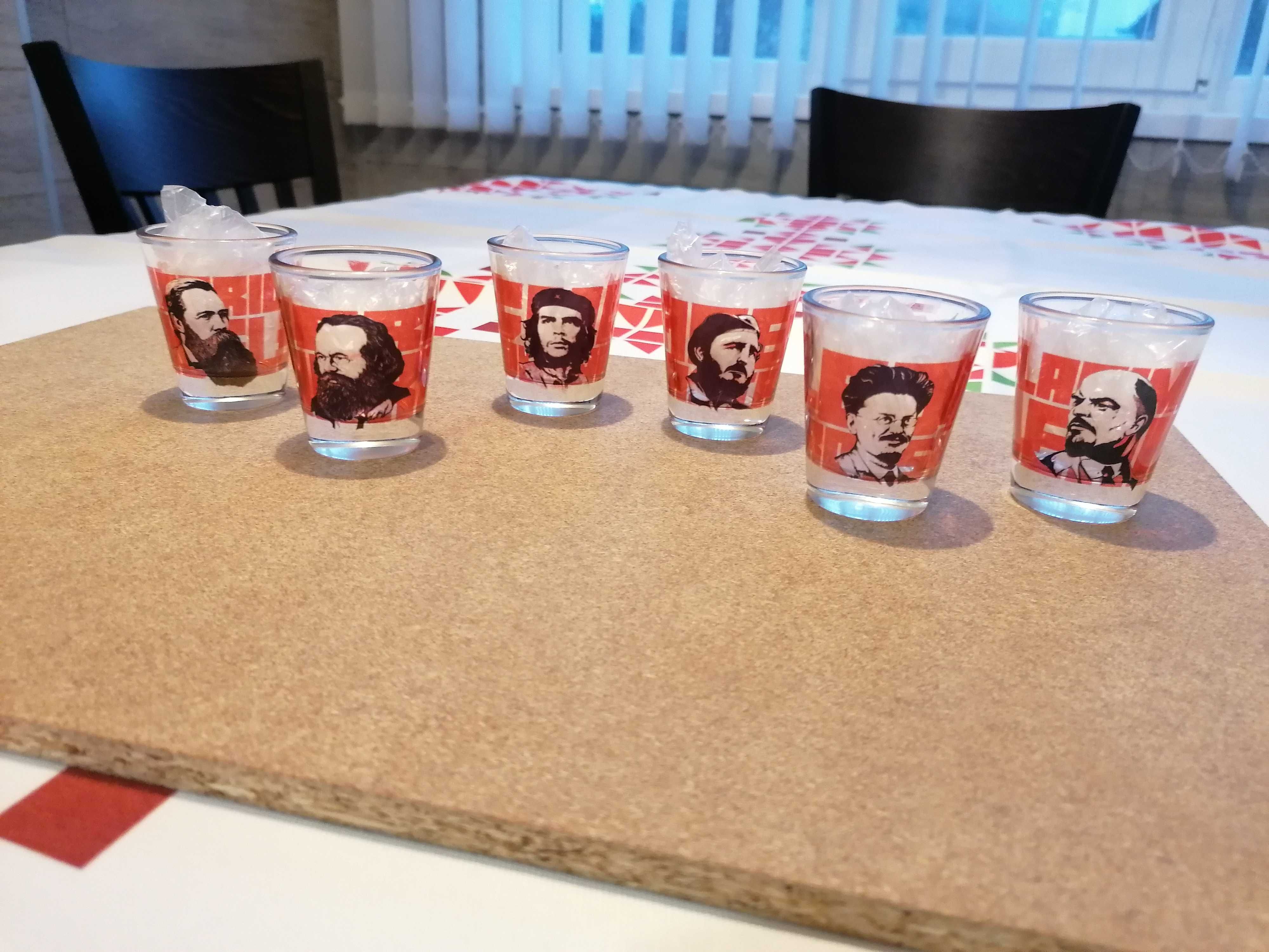 Чаши / Шотове с лицата на известни соц-лидери и революционери