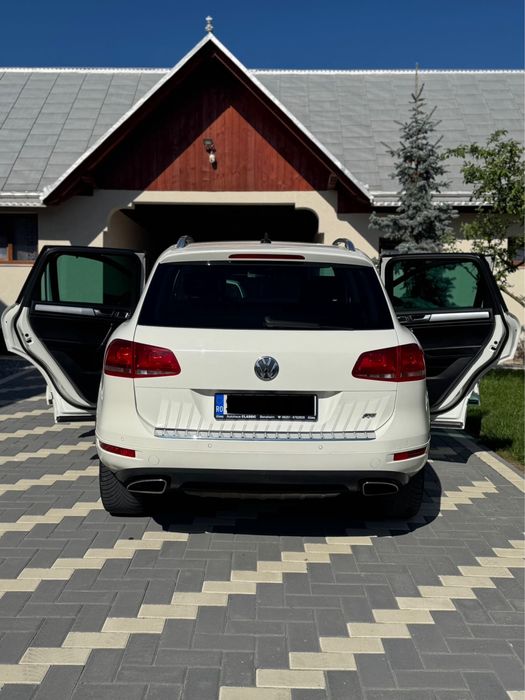 Vw Touareg R-line în stare excelentă atât tehinc cât și estetic!