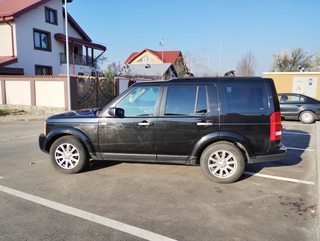 Land Rover Discovery 3 Automat
2009 TDV6 HSE Motor 2720 cmc 190 cp
Aut