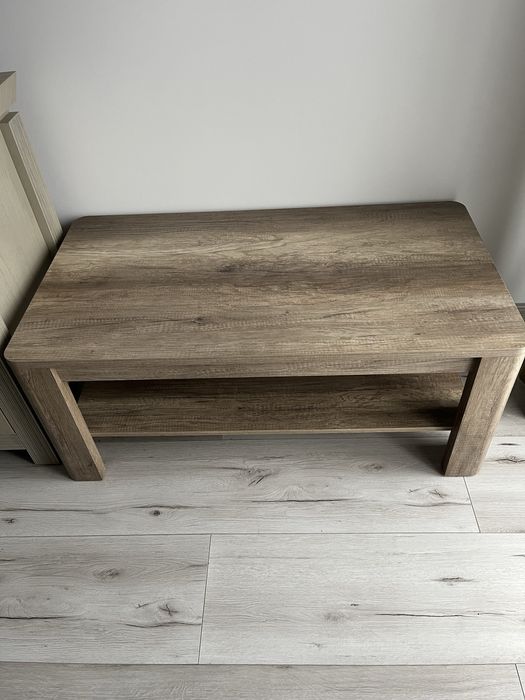 Vand masuta cafea de la naturlich in stare foarte buna