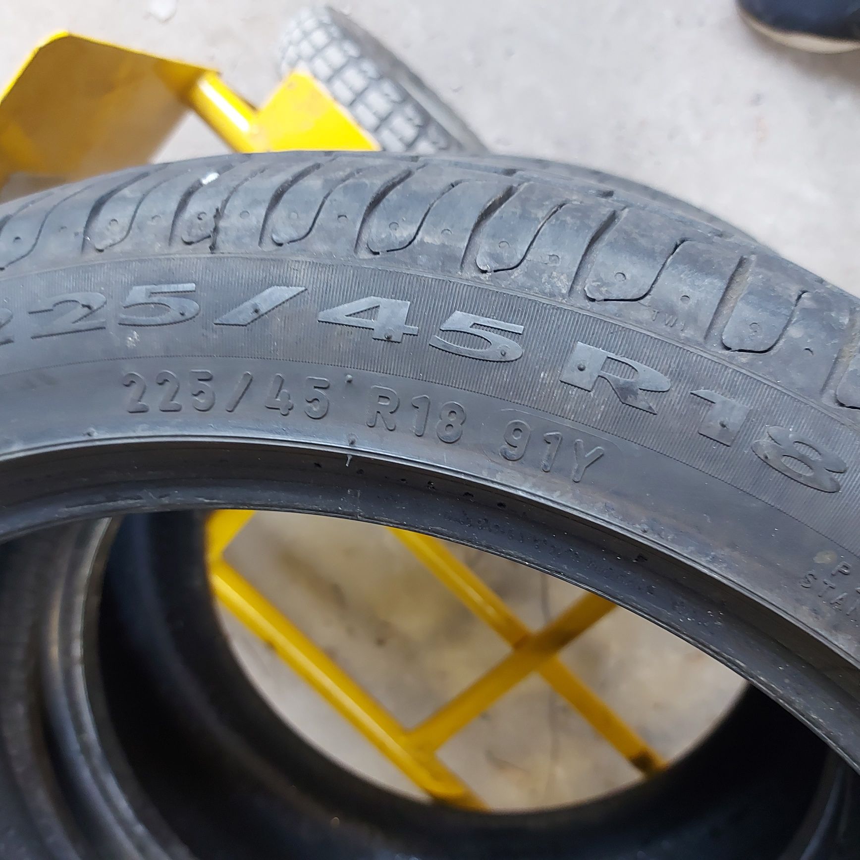 225/45/18"pirelli 2бр.гуми дот2020