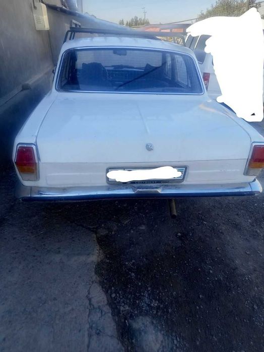 Gaz 2401 volga qiynalmagan ogr ish qilmagan minilmay turgan mashina
