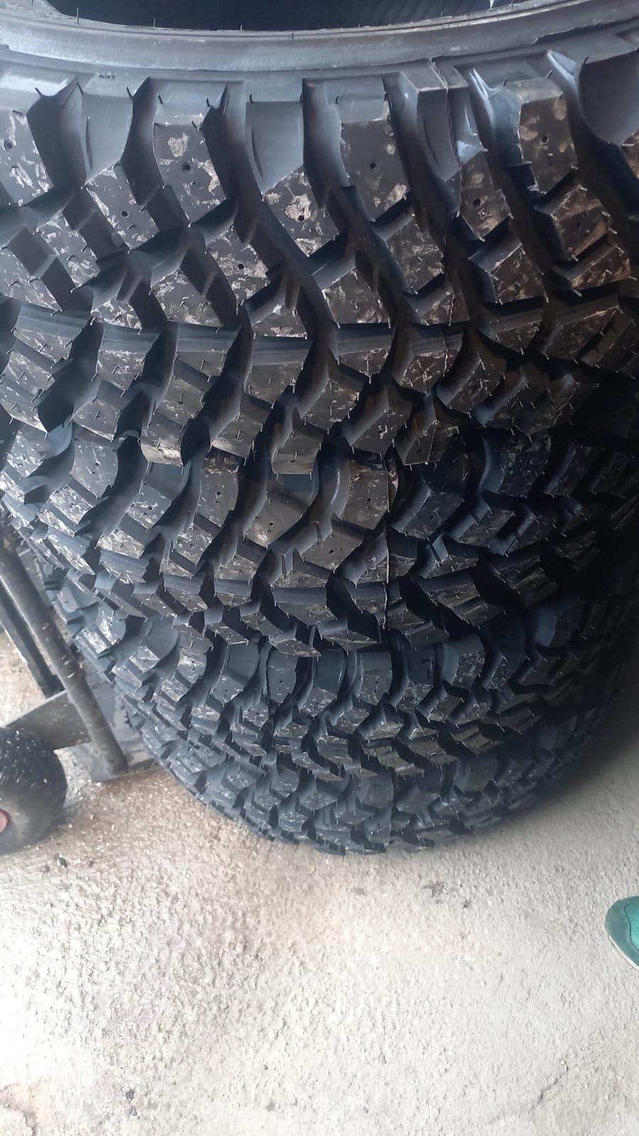 Mud Power 215 65 r16 off road