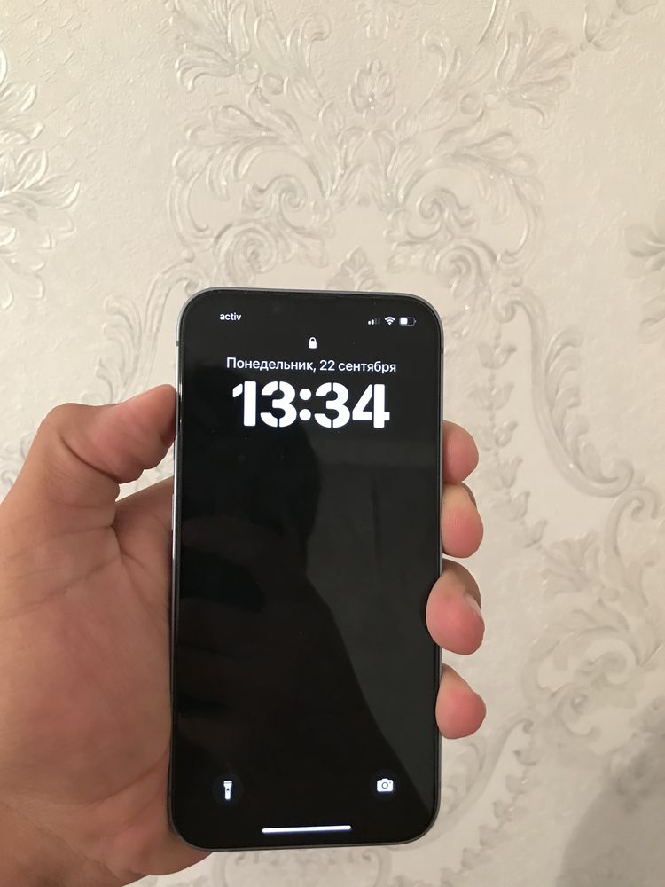 iPhone 14 в хорошем состоение