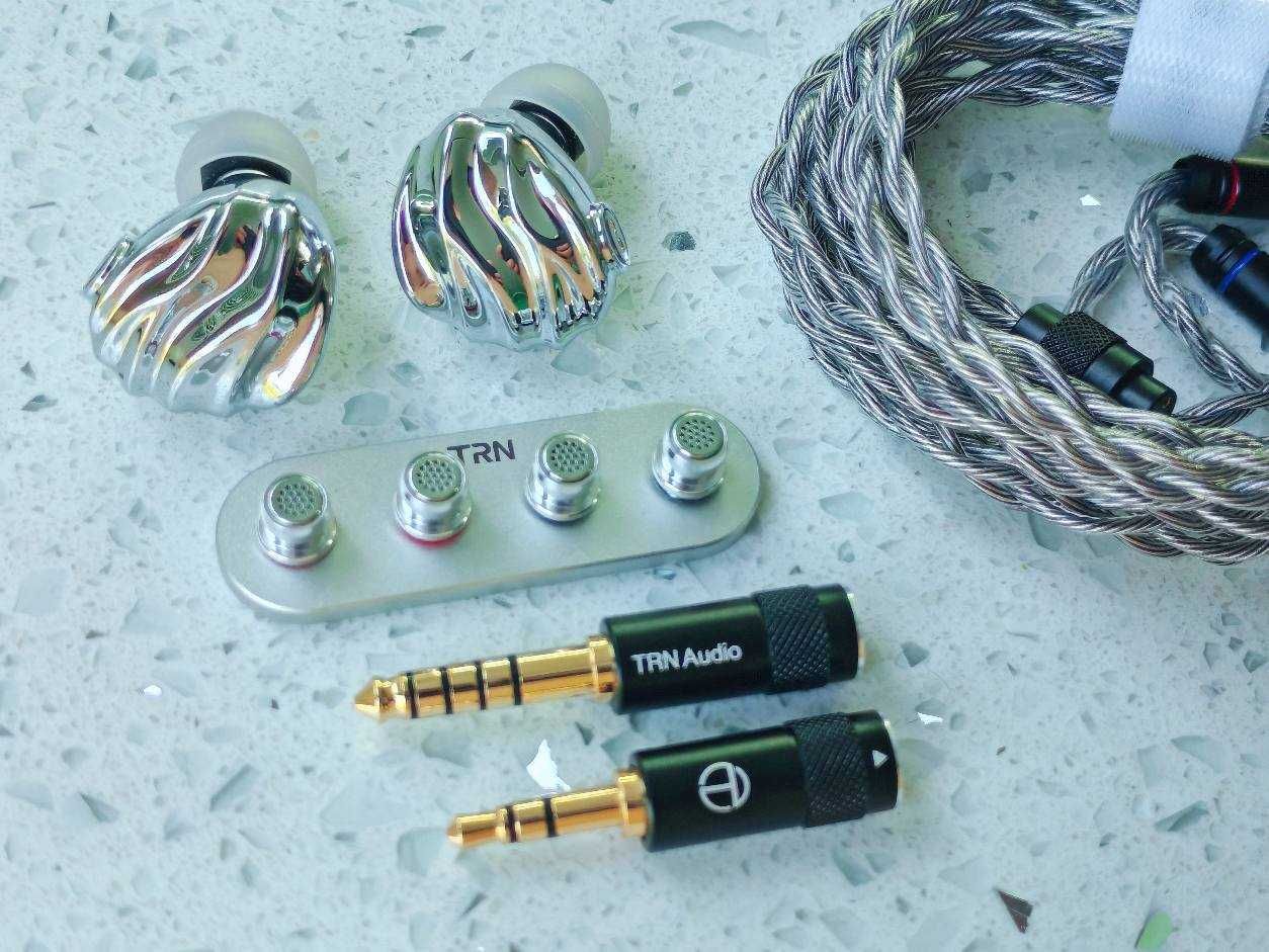 Нови- неотваряни TRN Shell 3DD + 1 Planar Driver Слушалки тип iem
