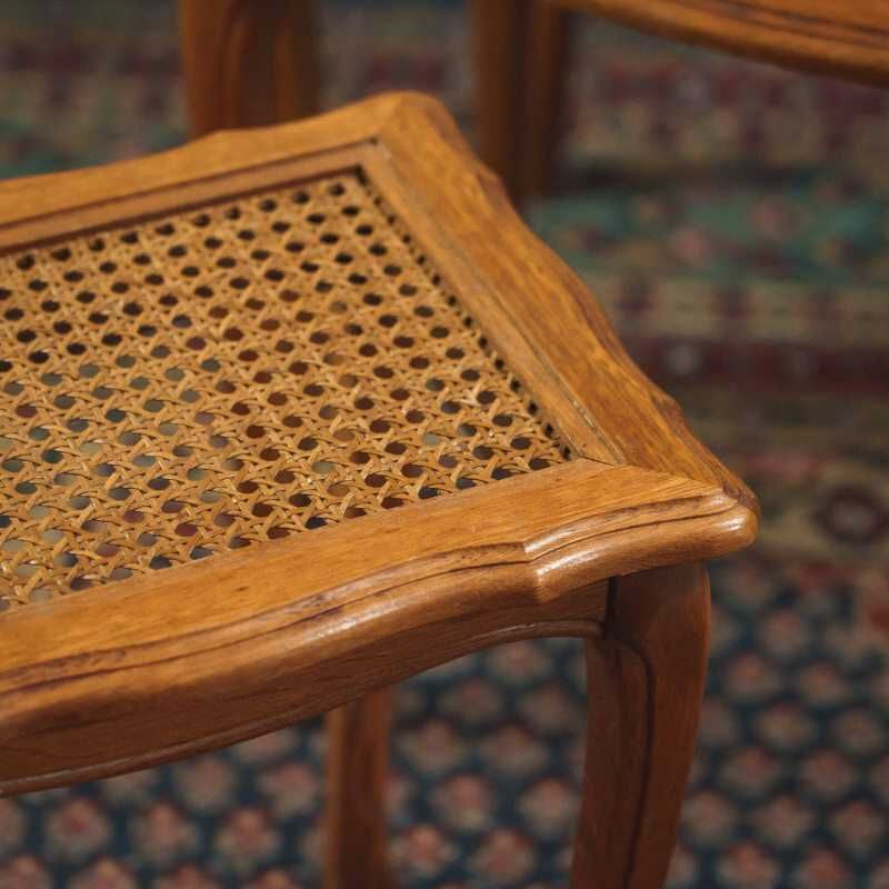 Комплект из чайных столиков