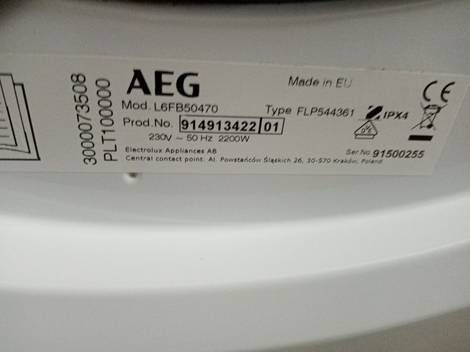 Mașina de spălat rufe Aeg