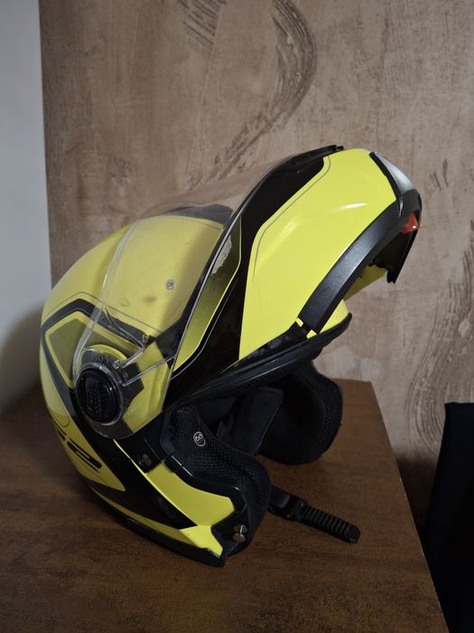 Мото каска,каска за мотор