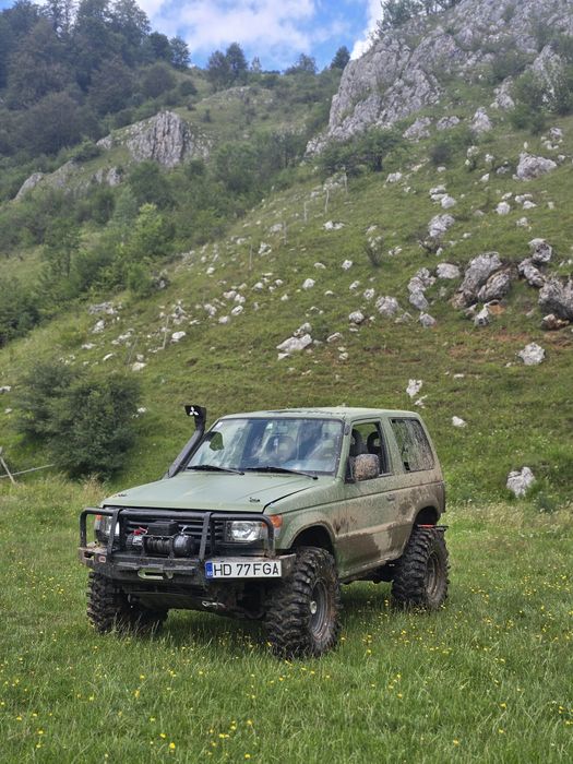 Mitsubishi Pajero Mk2 M57