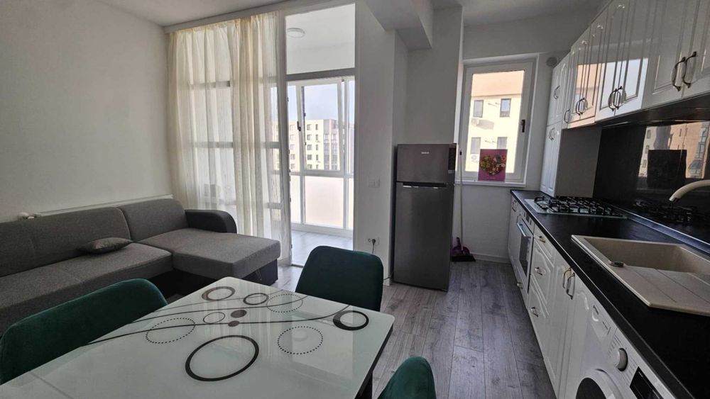 Apartament 2 camere semidecomandat de închiriat