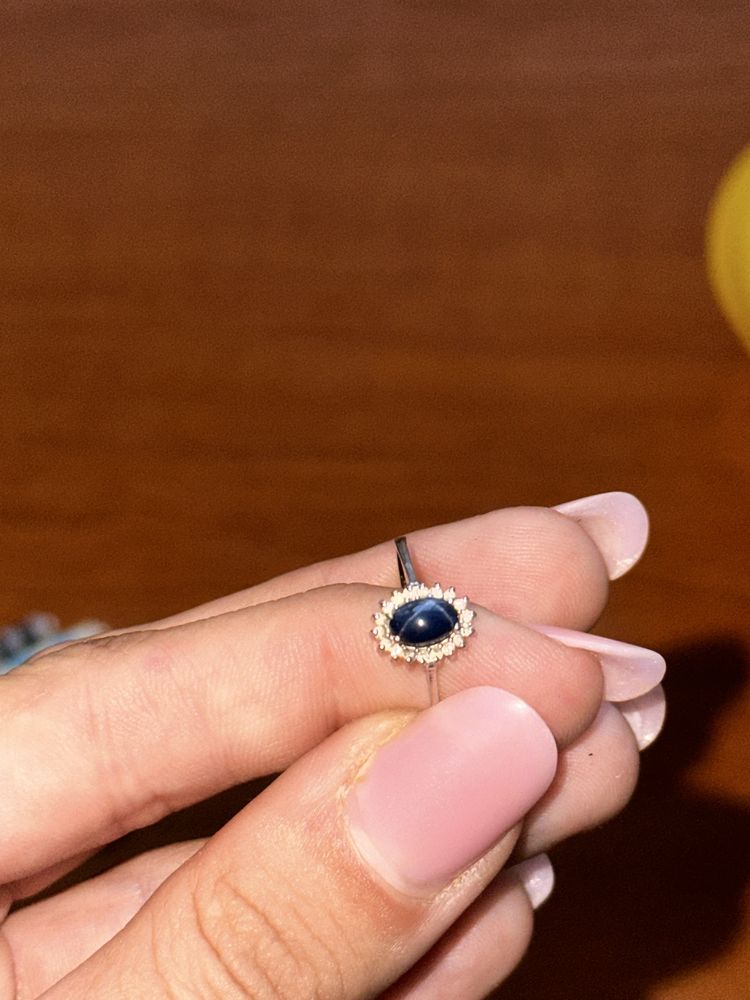 Inel cu safir si diamante