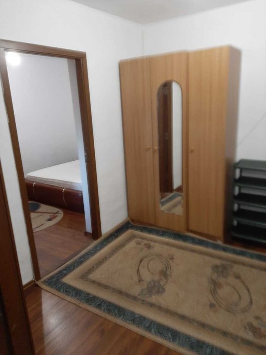 Inchiriez garsoniera central