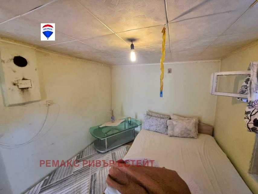 Парцел с Вила за продажба, гр. Русе