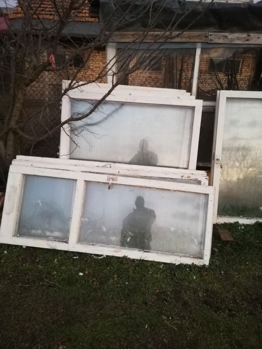 Използвана Дървена дограма