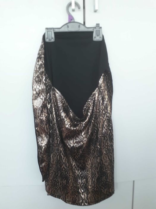 Rochie neagra cu auriu mulata