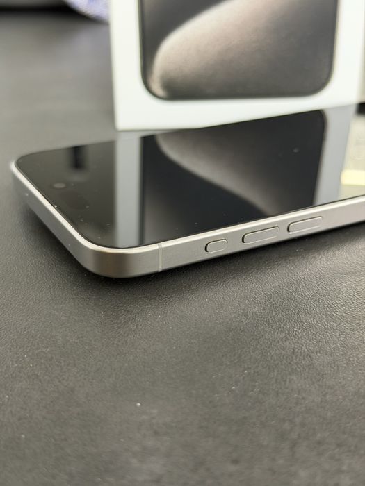 Vand Iphone 15 Pro Max