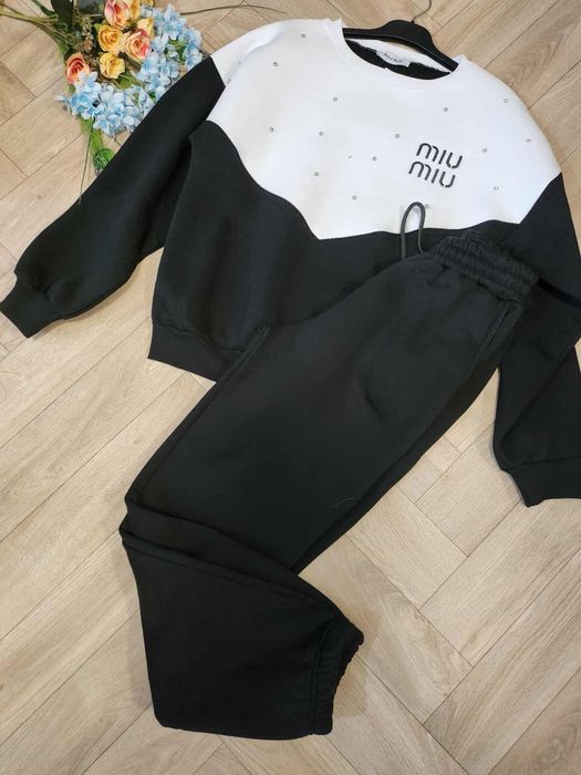 Дамски спортни комплекти Промоция